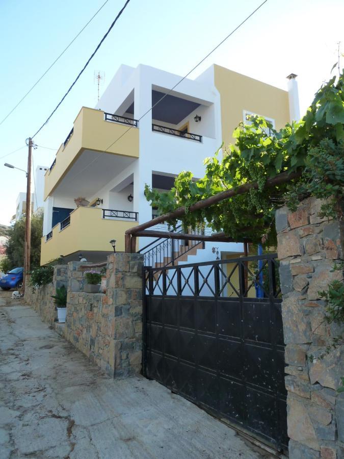 מוכלוס Chara'S Residence מראה חיצוני תמונה